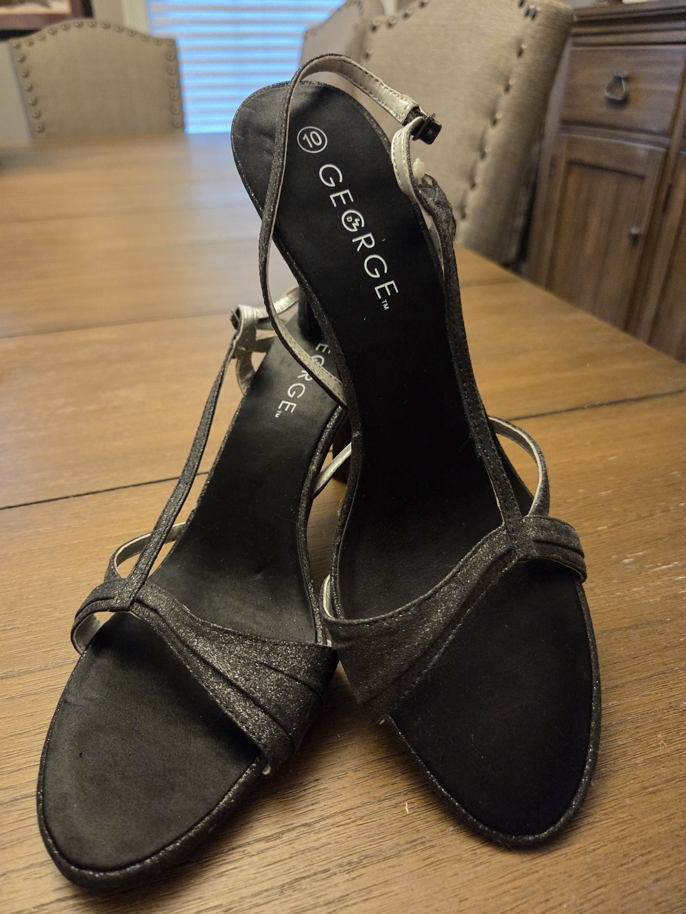 NWOT George Black Strappy Women’s Dress Sandals Size 10